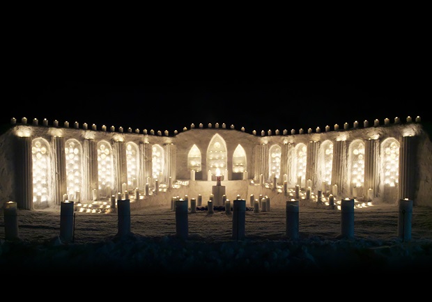 第16回アートコンテスト　金賞：光輝く雪の宮殿　今泉沿道の灯りまつり実行委員会
